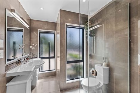 Photo of property in 77 Port Hills Road, Heathcote Valley, Christchurch, 8022