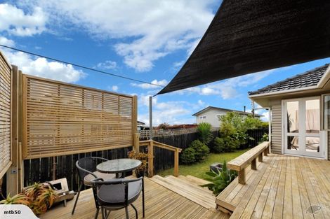 Photo of property in 179 Waimumu Road, Massey, Auckland, 0614