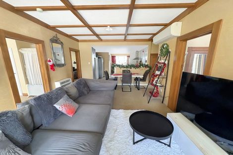 Photo of property in 90 Chelwood Street, Takaro, Palmerston North, 4412