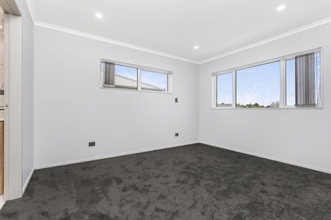 Photo of property in 2 Ambedkar Way, Pukekohe, 2120