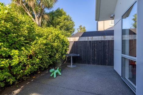 Photo of property in 496b Manchester Street, St Albans, Christchurch, 8014