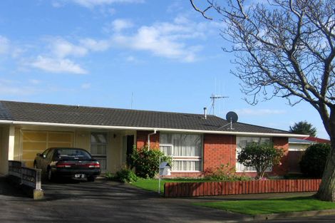 Photo of property in 1a Oban Place, Awapuni, Palmerston North, 4412