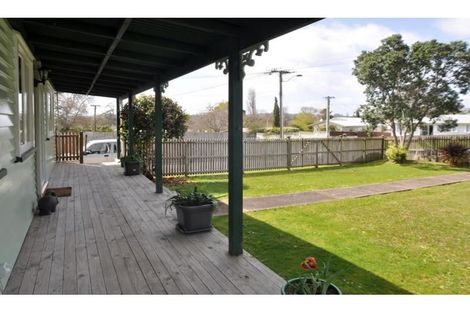 Photo of property in 16 Lancaster Road, Beach Haven, Auckland, 0626