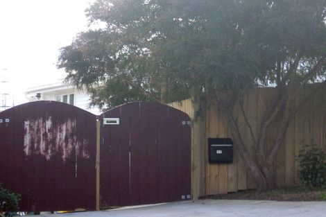 Photo of property in 17 Lilburn Crescent, Massey, Auckland, 0614