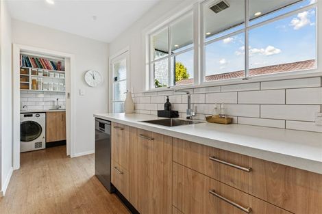 Photo of property in 385 Withells Road, Avonhead, Christchurch, 8042