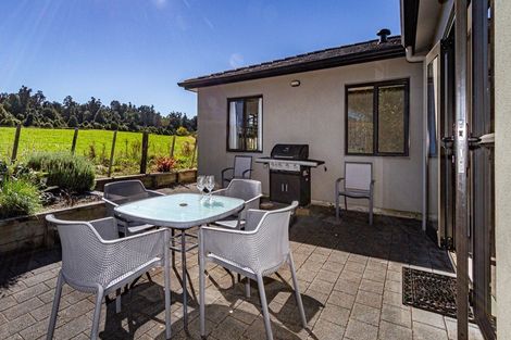 Photo of property in 4/39 Railway Row, Ohakune, 4625