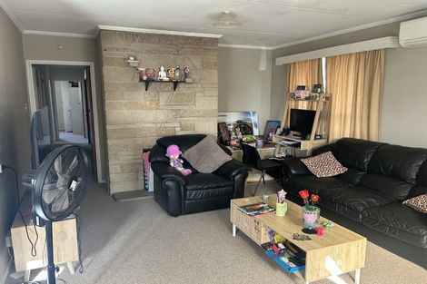 Photo of property in 15 Wharerangi Road, Tamatea, Napier, 4112