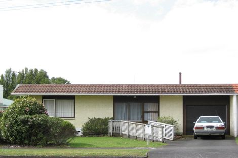 Photo of property in 1/24 Brecon Road, Stratford, 4332