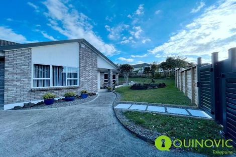 Photo of property in 11 Owl Court, Unsworth Heights, Auckland, 0632