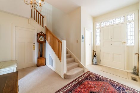 Photo of property in 19 Selwyn Terrace, Thorndon, Wellington, 6011