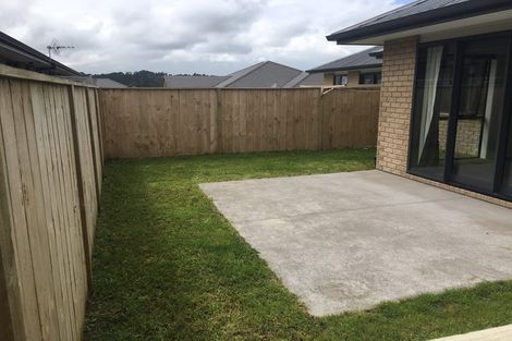 Photo of property in 23 Orchard Terrace, Riverhead, 0820