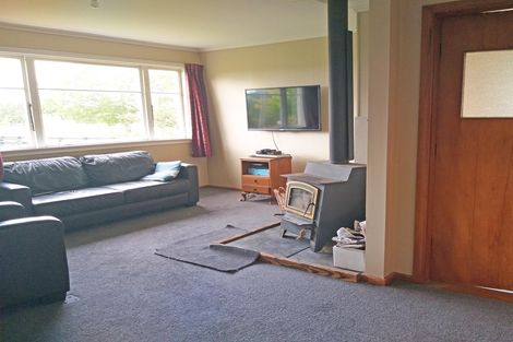 Photo of property in 420 Dunrobin Road, Fuchsia Creek, Oamaru, 9491