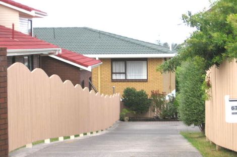 Photo of property in 67a Manhattan Heights, Glendene, Auckland, 0602
