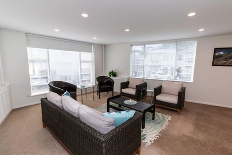 Photo of property in Wharenui Apartments, 274 Oriental Parade, Oriental Bay, Wellington, 6011
