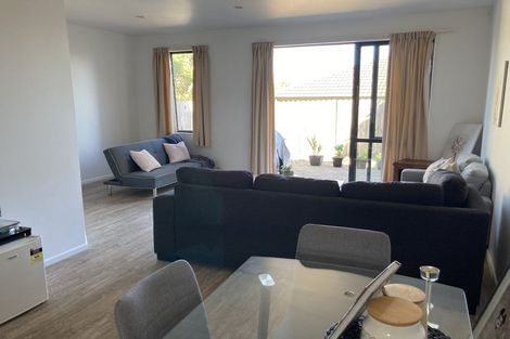 Photo of property in 25/22 Northcross Drive, Oteha, Auckland, 0632