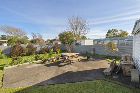 Photo of property in 18 Moheke Avenue, Roslyn, Palmerston North, 4414