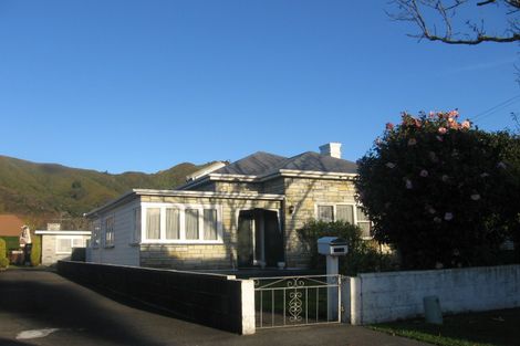 Photo of property in 206a Waiwhetu Road, Waterloo, Lower Hutt, 5011