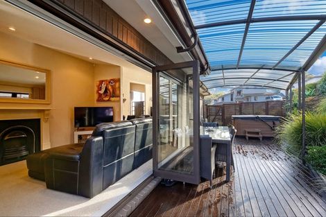 Photo of property in 77 San Marino Drive West, Henderson, Auckland, 0612