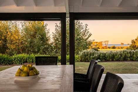 Photo of property in 10 Charlton Road, Te Awanga, 4102