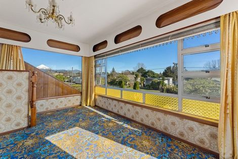 Photo of property in 22 Budleigh Street, Frankleigh Park, New Plymouth, 4310