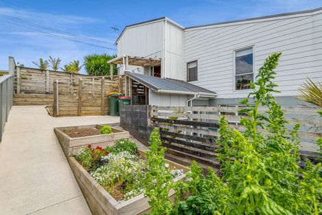 Photo of property in 57 Queens Road, Glen Avon, New Plymouth, 4312