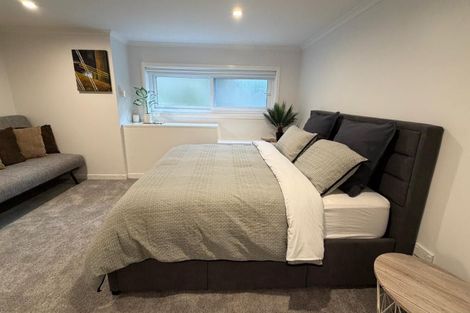 Photo of property in 20 Pohutukawa Avenue, Red Beach, 0932