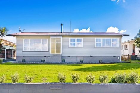 Photo of property in 11 Maire Street, Tikipunga, Whangarei, 0112