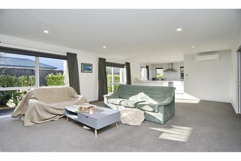 Photo of property in 10 Peak Crescent, Kaiapoi, 7630
