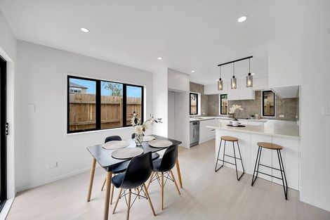 Photo of property in 10a Gardiner Grove, Mangere East, 2024