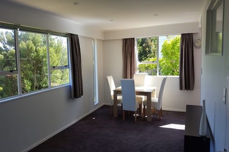 Photo of property in 5 Brydon Way, Paparangi, Wellington, 6037