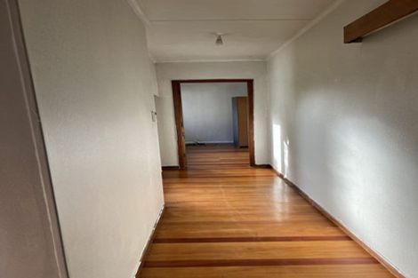 Photo of property in 2/5 Forrest Road, Milford, Auckland, 0620