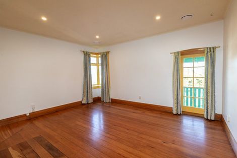 Photo of property in 12 Veronica Street, Brooklyn, Wellington, 6021