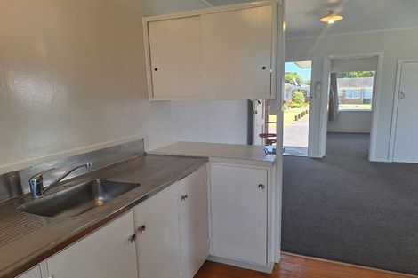Photo of property in 28 Landscape Road, Papatoetoe, Auckland, 2025