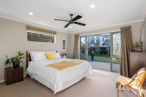 Photo of property in 4 Dinglebay Place, Casebrook, Christchurch, 8051