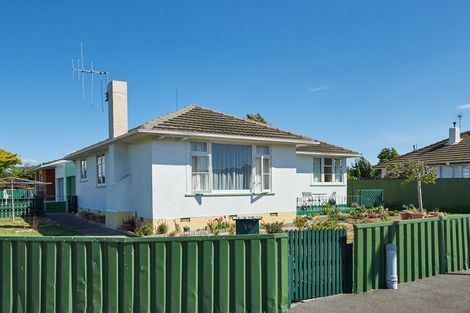 Photo of property in 10 Milton Street, Roslyn, Palmerston North, 4414