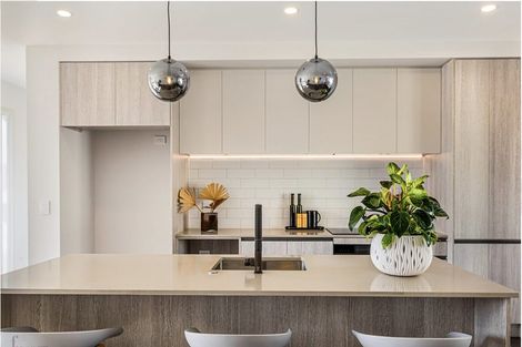 Photo of property in 7/2 Marlborough Crescent, Hobsonville, Auckland, 0616