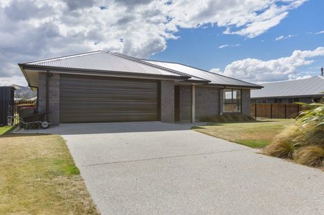 Photo of property in Luggate Park, 16 Cooper Crescent, Luggate, Cromwell, 9383