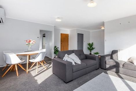 Photo of property in 49a Albatross Close, Whitby, Porirua, 5024