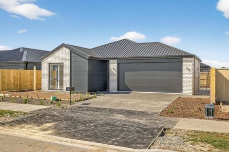 Photo of property in 18 Doris Lusk Street, Belfast, 8051