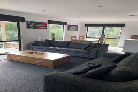 Photo of property in 11 Ramonda Close, Bayview, Auckland, 0629