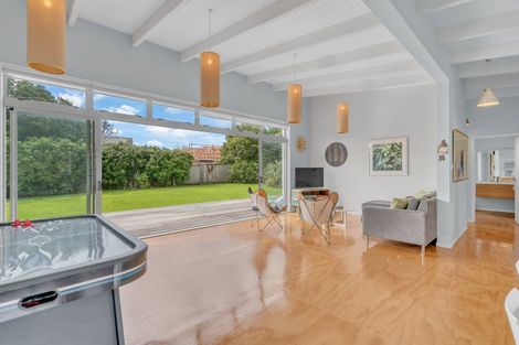 Photo of property in 15 Waterman Drive, Langs Beach, Waipu, 0582