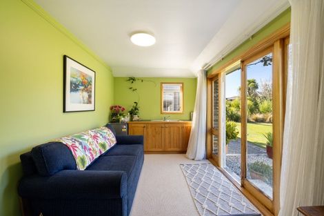 Photo of property in 49 Douglas Road, Amberley, 7410