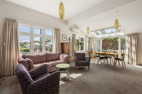 Photo of property in 33 Mckinley Crescent, Brooklyn, Wellington, 6021