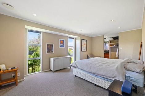Photo of property in 18 Majesty Place, Half Moon Bay, Auckland, 2012