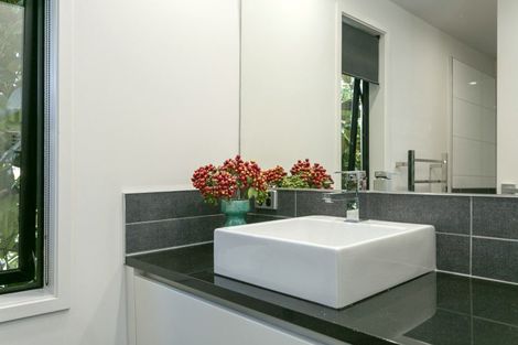 Photo of property in 6/5 The Moorings, Two Mile Bay, Taupo, 3330