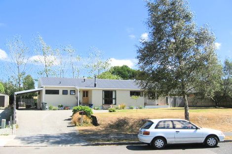 Photo of property in 4 Pearl Grove, Birchville, Upper Hutt, 5018