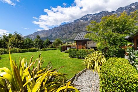 Photo of property in 36 Orford Drive, Jacks Point, Queenstown, 9371