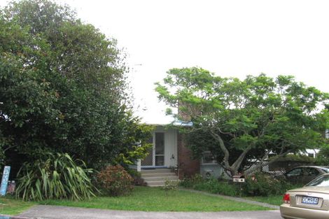 Photo of property in 42 Paramu Avenue, Birkdale, Auckland, 0626