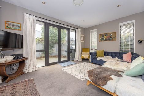 Photo of property in 128 Kings Drive, Wanaka, 9305