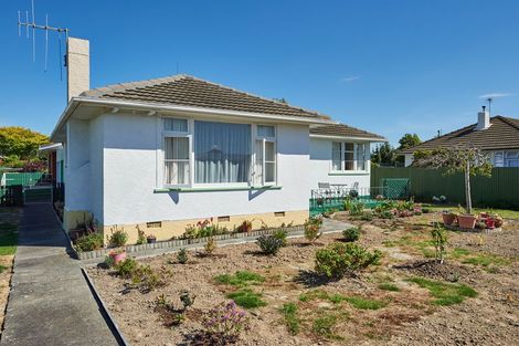 Photo of property in 10 Milton Street, Roslyn, Palmerston North, 4414